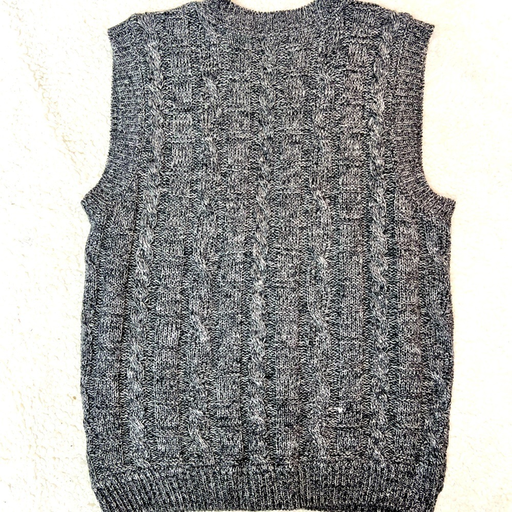 Alfred Dunner Petite Sweater Vest Size: Medium - Picture 4 of 5